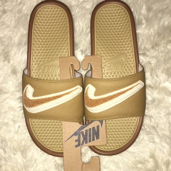 nike benassi jdi chenille
